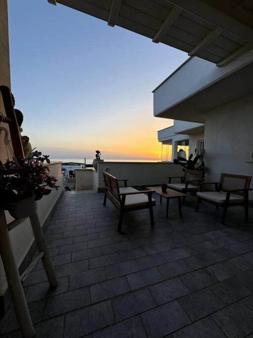 Apartamento Casa Mira Luxury Sea House Fco Airport Fiumicino Exterior foto